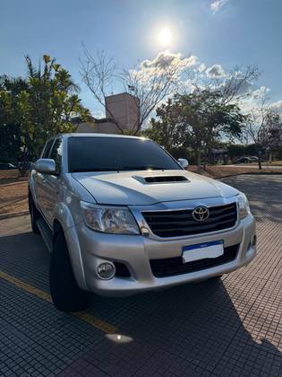 TOYOTA HILUX 3.0 SR 4X4 CD 16V TURBO INTERCOOLER DIESEL 4P AUTOMÁTICO